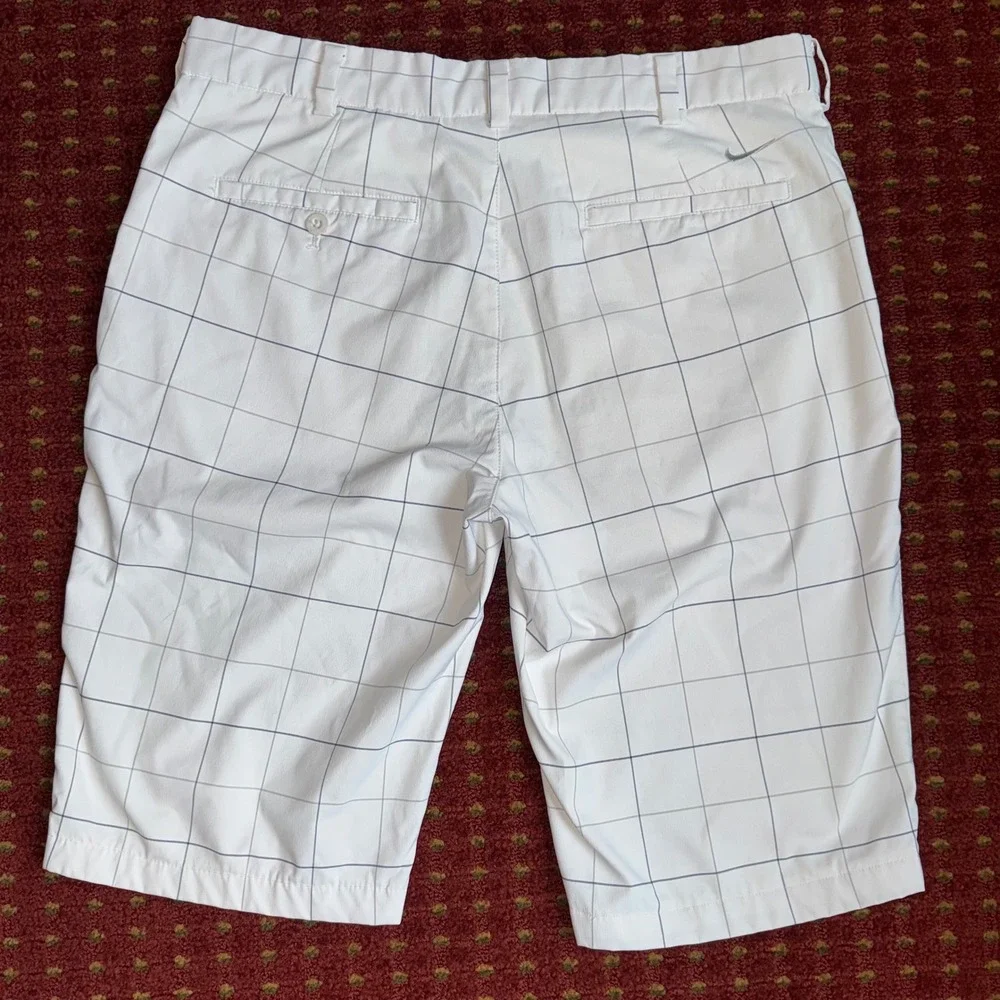 Nike Golf Shorts Mens 34 White Grey Excellent Dri-FIT Windowpane Check Plaid